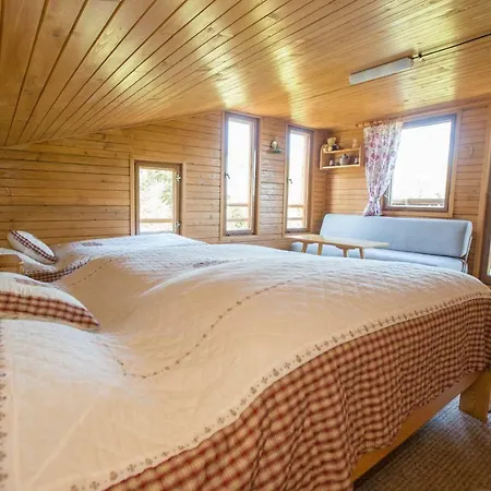 Velke Ostre Dağ evi